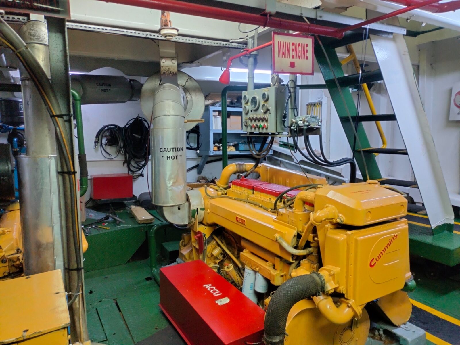 Engine installation and routed connections